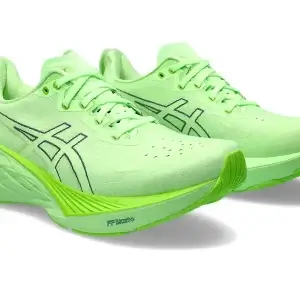 Asics Novablast 4 futócipő