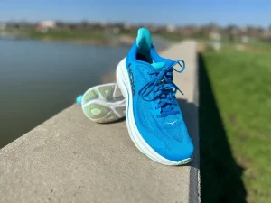 Hoka Clifton 10 futócipő felsőrész