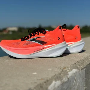 Brooks Hyperion Max 3 futócipő