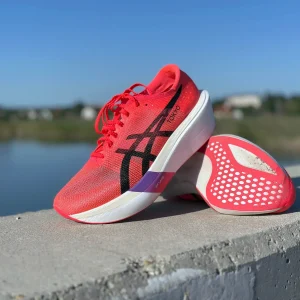 ASICS Metaspeed Sky Tokyo futócipő