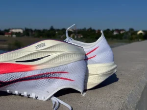 Mizuno Rebellion Pro 3 futócipő smooth speed assist