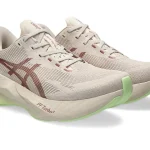 ASICS Novablast 6 futócipő