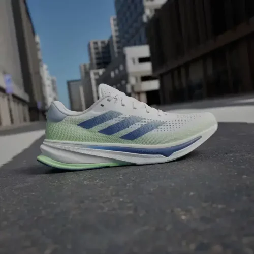 Adidas Supernova Rise futócipő
