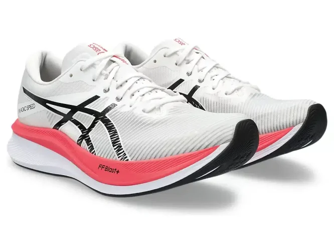 Asics Magic Speed 3 futócipő