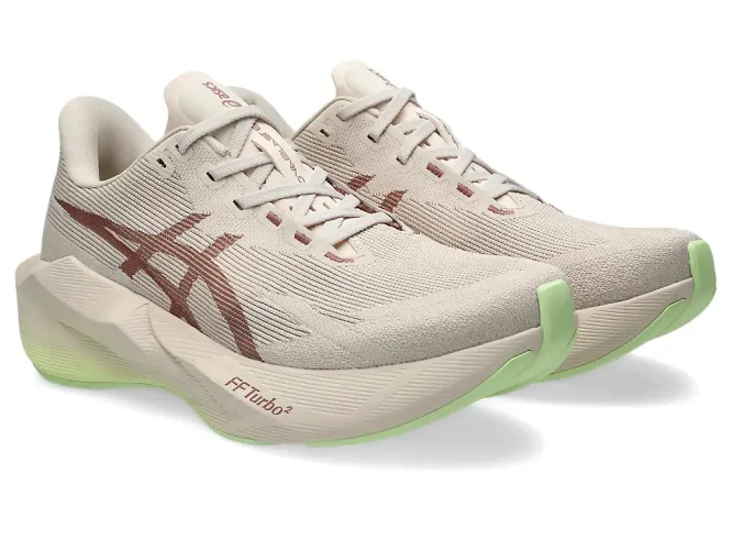 ASICS Novablast 6 futócipő