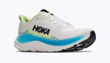 Itt a HOKA Clifton 11: ezt változtatták a világ egyik legnépszerűbb futócipőjén