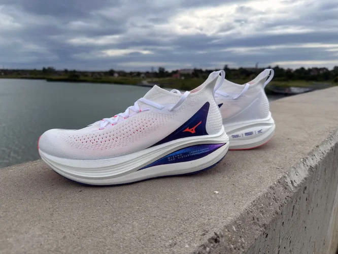 Mizuno Neo Vista 2 futócipő