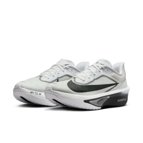 Nike Zoom Fly 6 futócipő