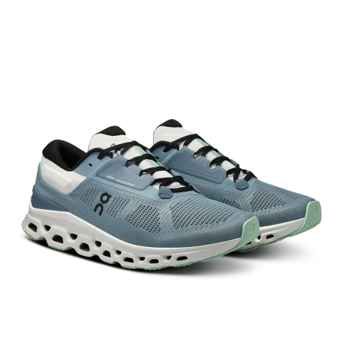 On Running Cloudstratus 3 futócipő